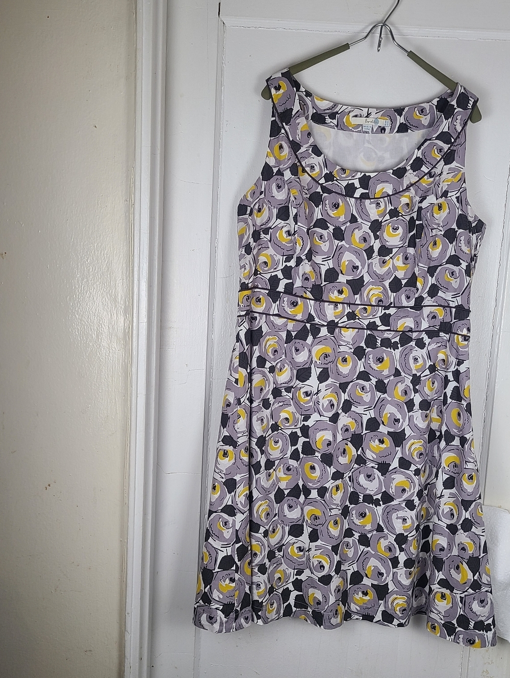 Boden Sleeveless Scoop Neck Dress 100% Cotton Gray Abstract Floral Size 14 Y2k